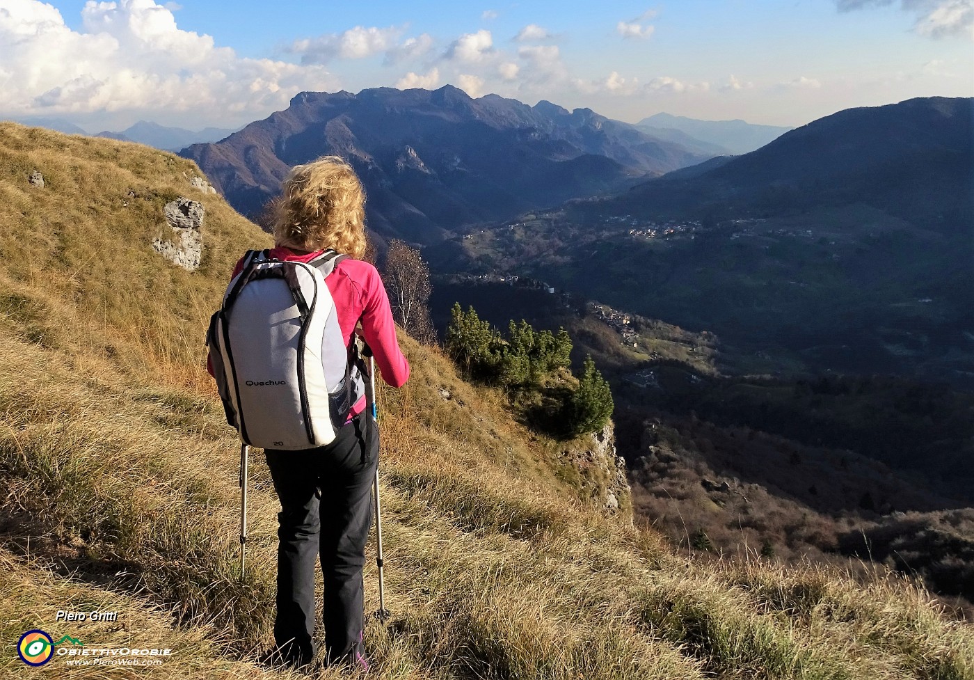 24 Panorama siulla Val Taleggio.JPG